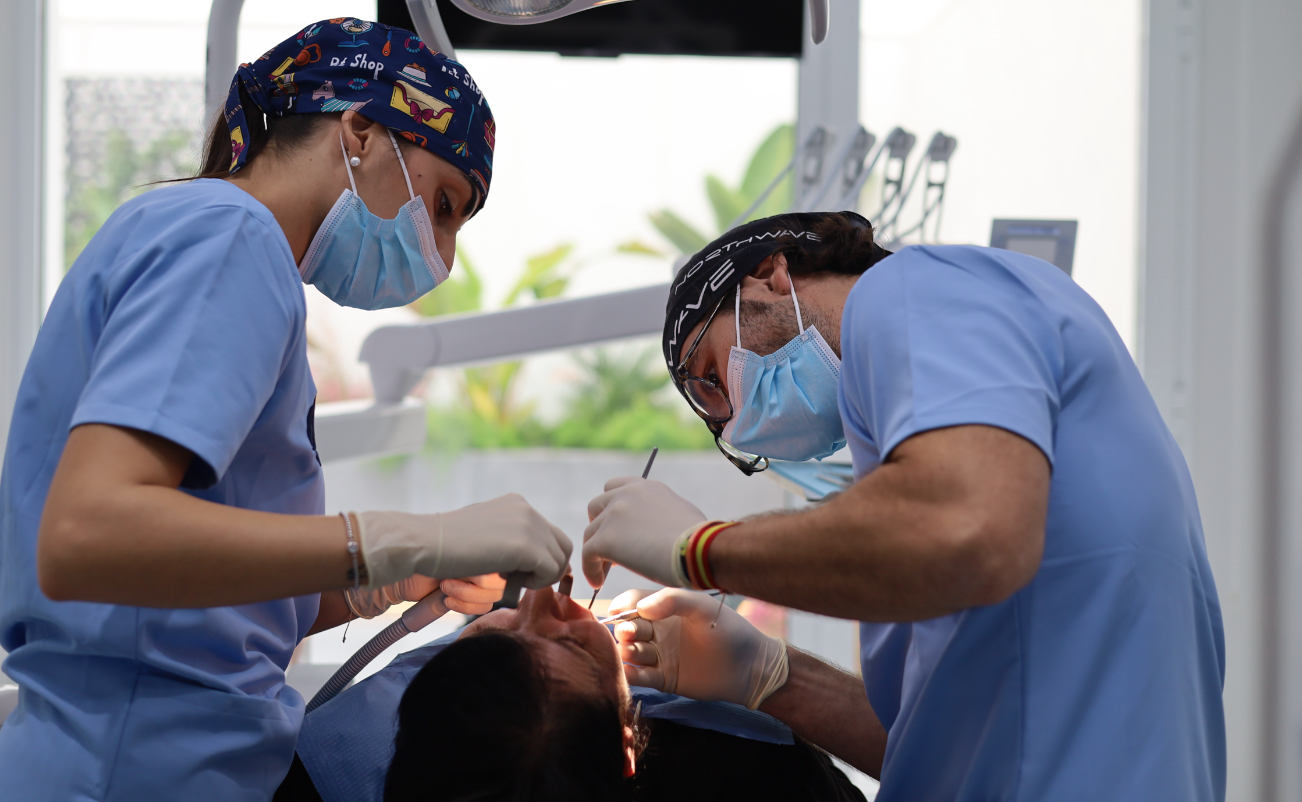 Implantes de carga inmediata en Paterna